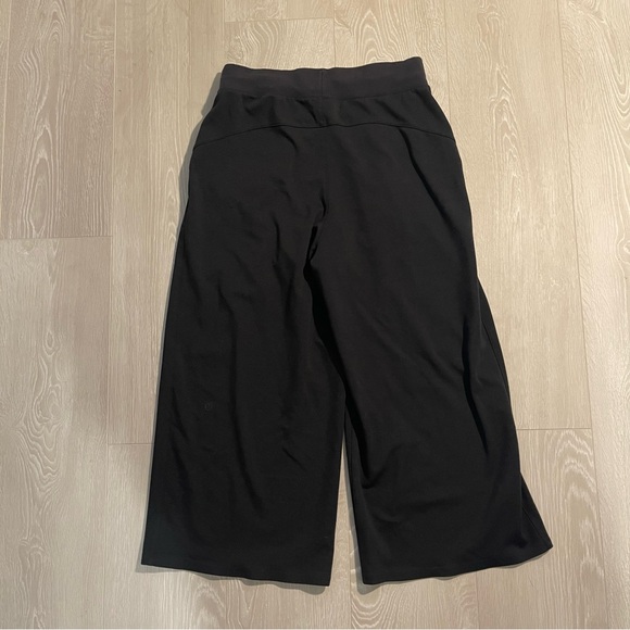 Lululemon Can You Feel The Pleat Crop Pants *21" Black size 8 - Picture 14 of 16
